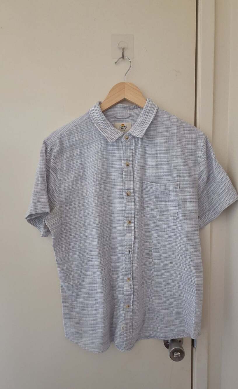 Marine Layer Short Sleeve Button Up Shirt Size Medium Blue Stripe